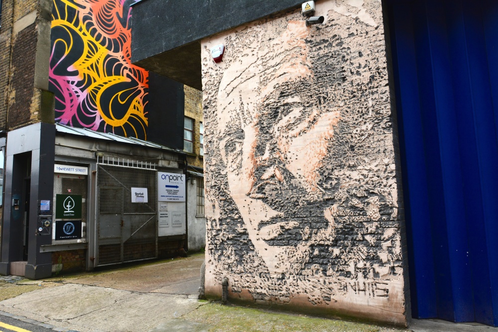  Photo by Pete Sheffield, CC BY-SA License